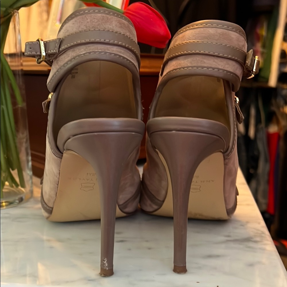 Elegant Taupe Stiletto Heels - Picture 3 of 4